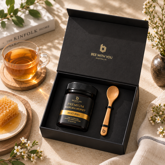 BEE WITH YOU MGO 900+ Manuka Honey 250g gift set with wooden spoon and black gift box